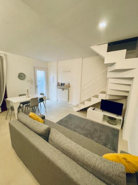 Apartment Sweet Home... Parking Inside Azzano San Paolo
